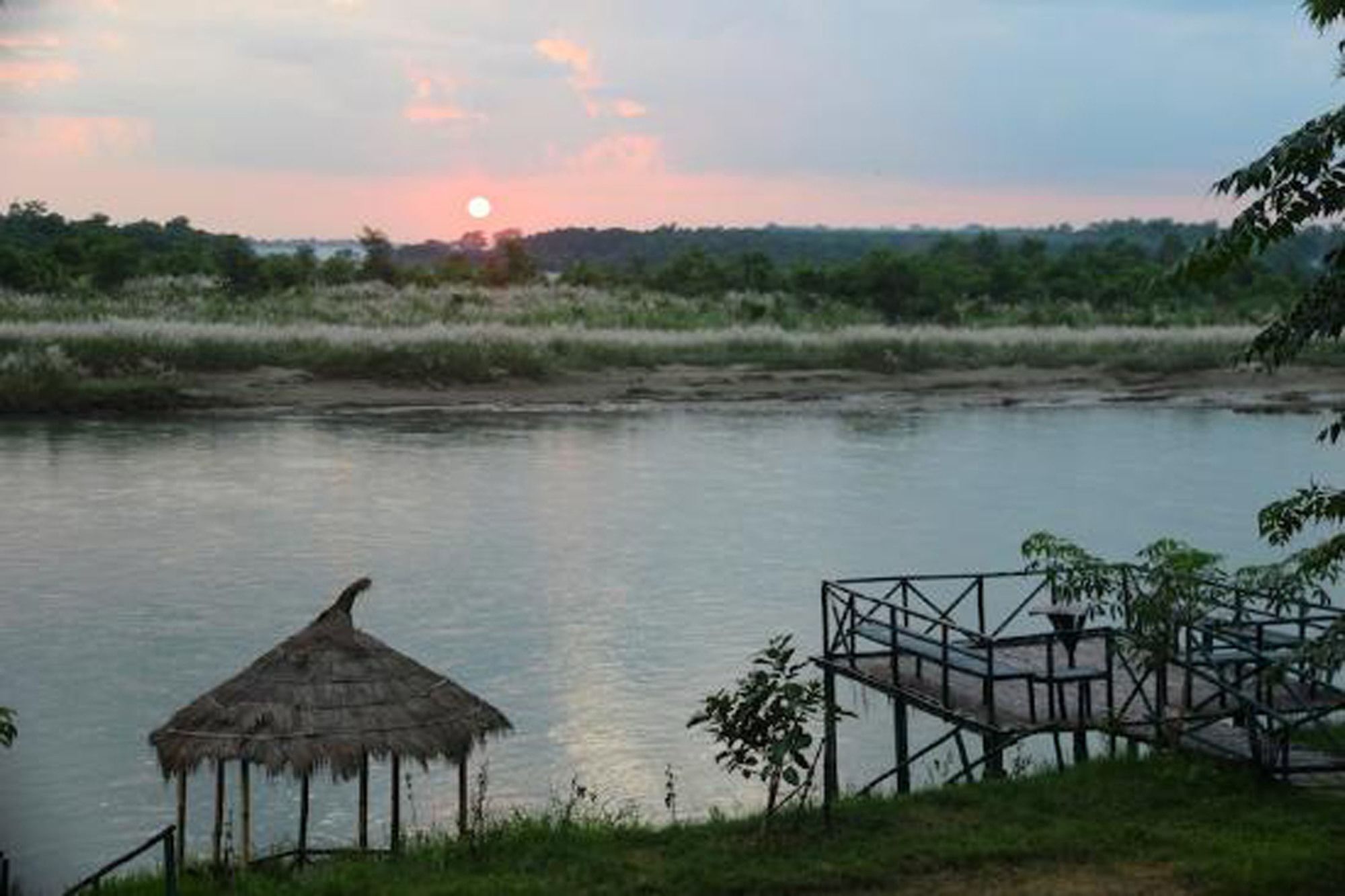 Отель Jungle Sunset Camp Саураха Экстерьер фото